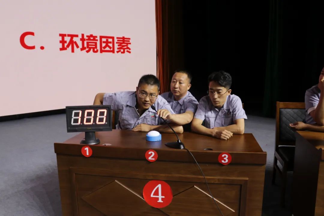 139e3799c39852f9b0f87f6f8cdca84a.jpg